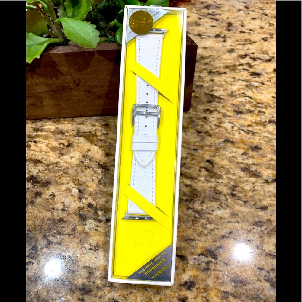 Balerion White Leather Apple Watch Band